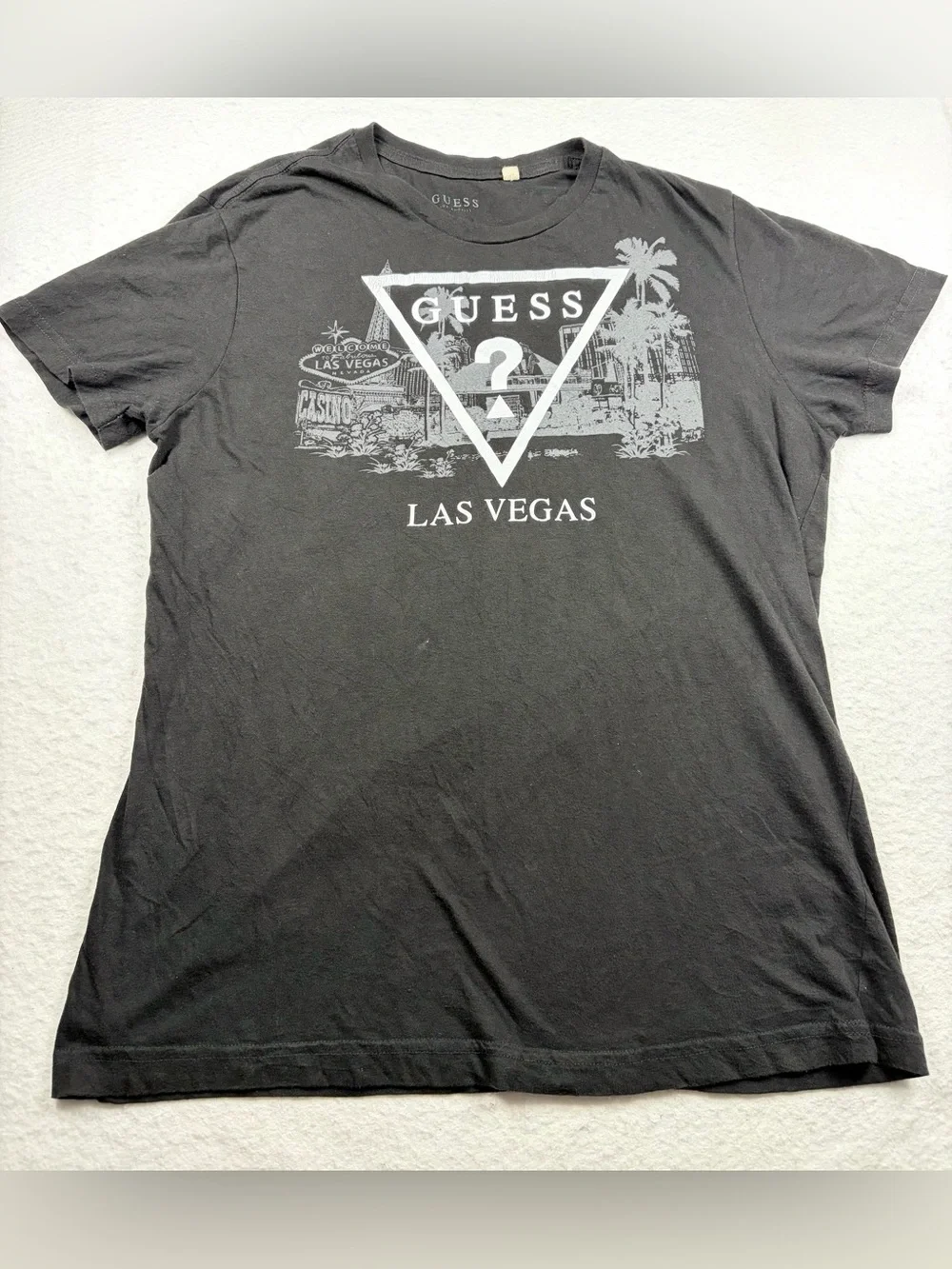 GUESS | Las Vegas Black Graphic Tee L - Picture 1 of 5